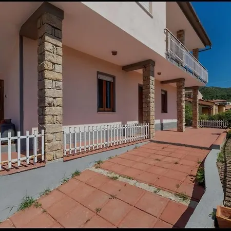 בית נופש Casa Tonina *